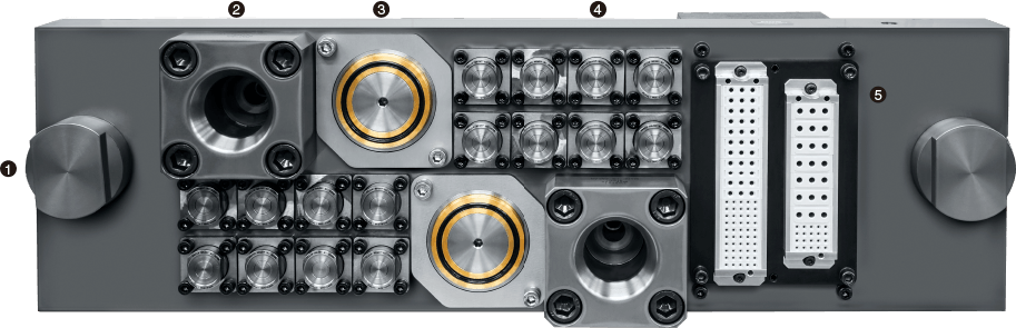 オートカプラ　成形機　1