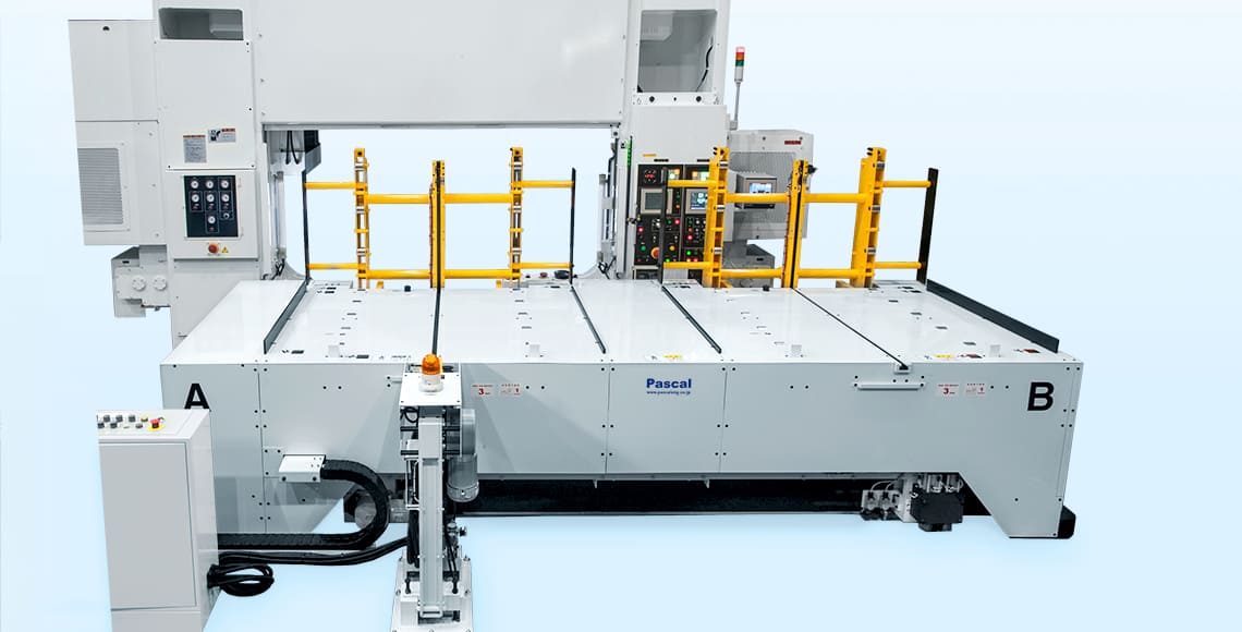 8000kN 压力机　模具 2.8ton × 2模　｜　台车・收放滚轮　｜　链传动　｜　